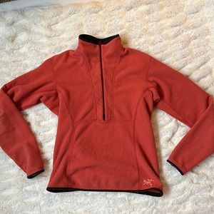 Arcteryx fleece zip up - coral colour - Size Medium